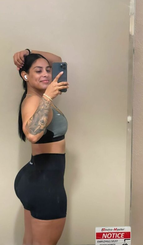 Photo nue de fuite OnlyFans de Janibelb