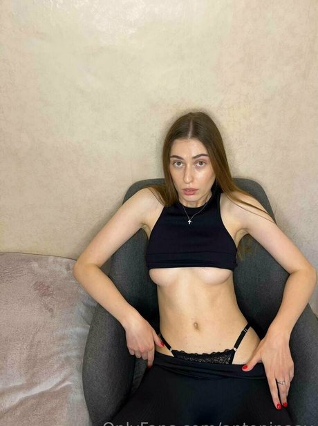 Photo nue de fuite OnlyFans de Yourrosalia