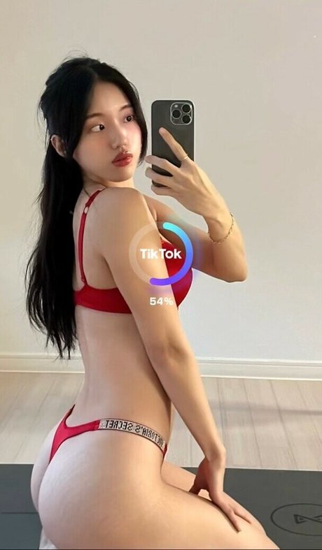 Photo nue de fuite OnlyFans de Ginajang