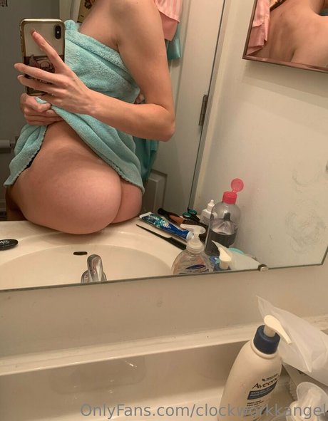 Photo nue de fuite OnlyFans de Clockworkangel