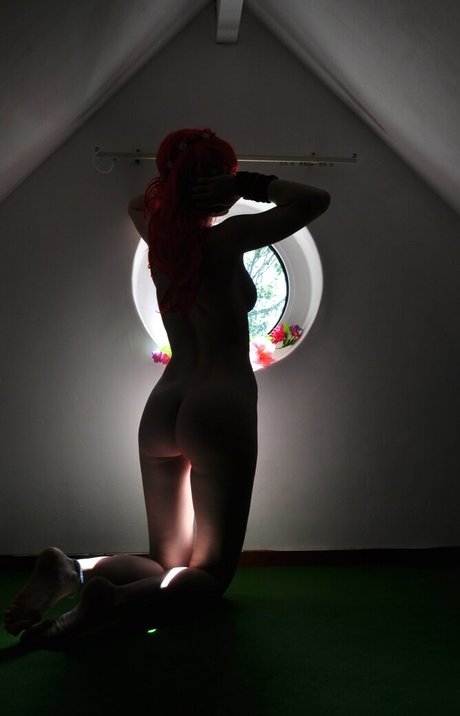 Photo nue de fuite OnlyFans de Groovyflowergirl