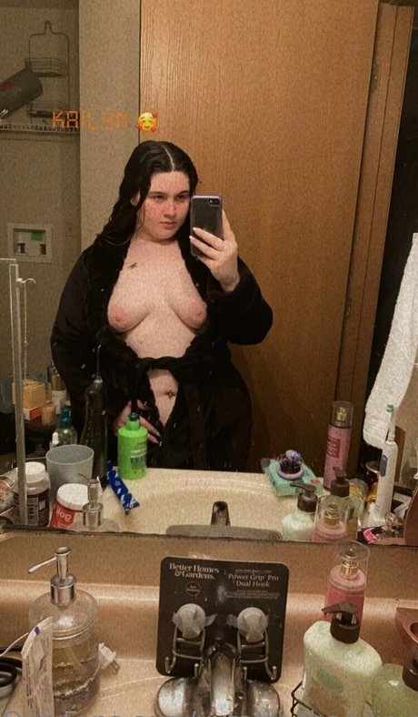 Photo nue de fuite OnlyFans de Xxtattedbaddiexx