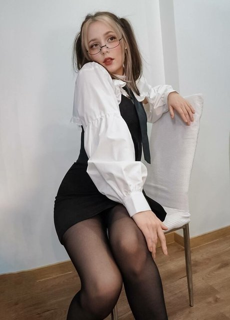Photo nue de fuite OnlyFans de Nenormova
