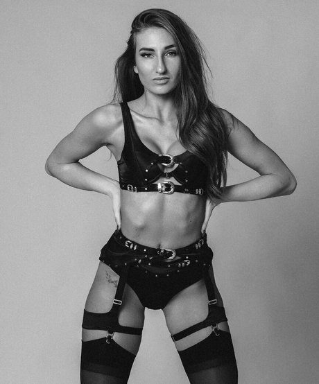Photo nue de fuite OnlyFans de Dutch Deelee