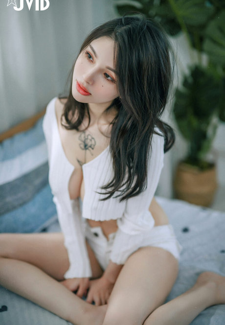 Photo nue de fuite OnlyFans de Rorgrongku