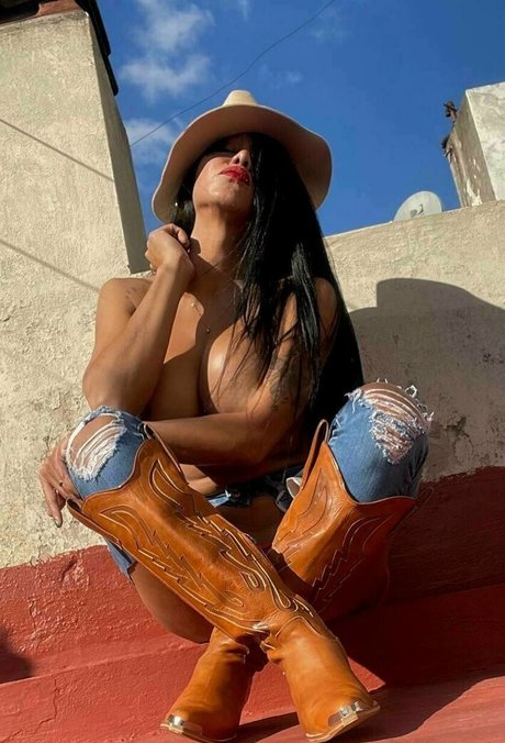 Photo nue de fuite OnlyFans de Yoursofiats