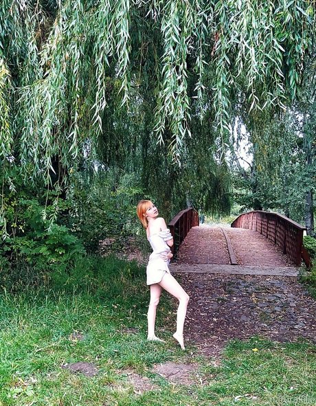 Photo nue de fuite OnlyFans de Naturallilie
