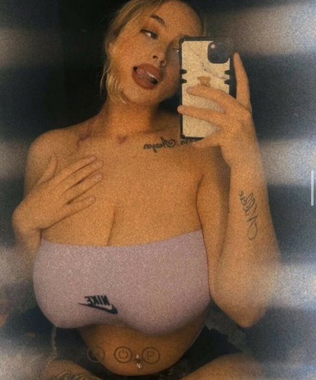 Photo nue de fuite OnlyFans de Bubblebella