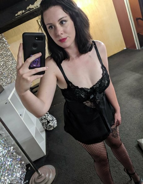 Photo nue de fuite OnlyFans de Peachbellini