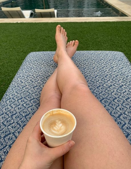 Photo nue de fuite OnlyFans de Yournurseamber