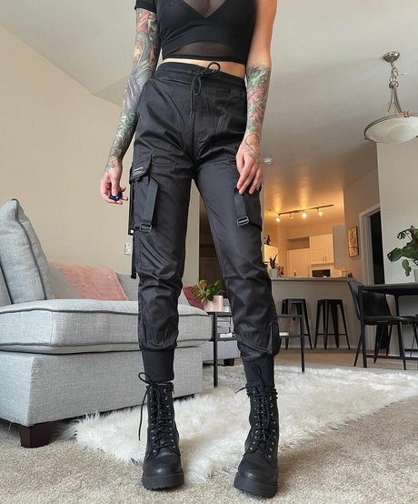 Photo nue de fuite OnlyFans de Wisalallen