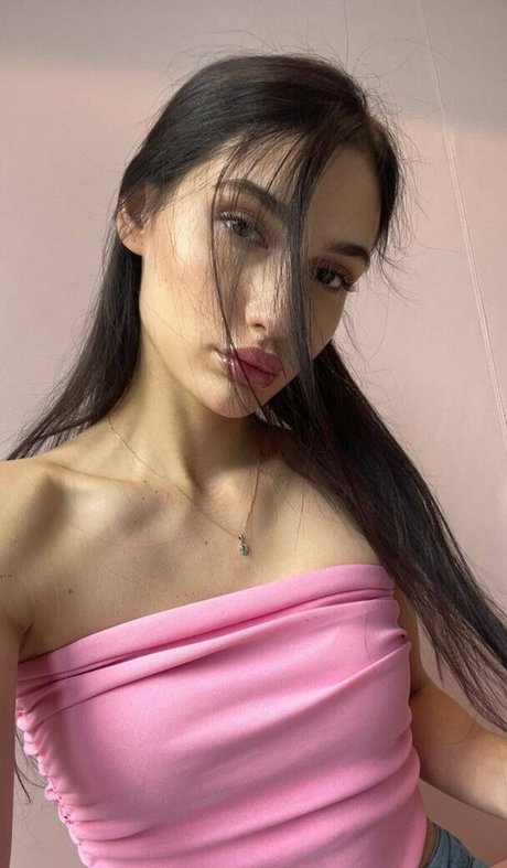 Photo nue de fuite OnlyFans de Lolaass