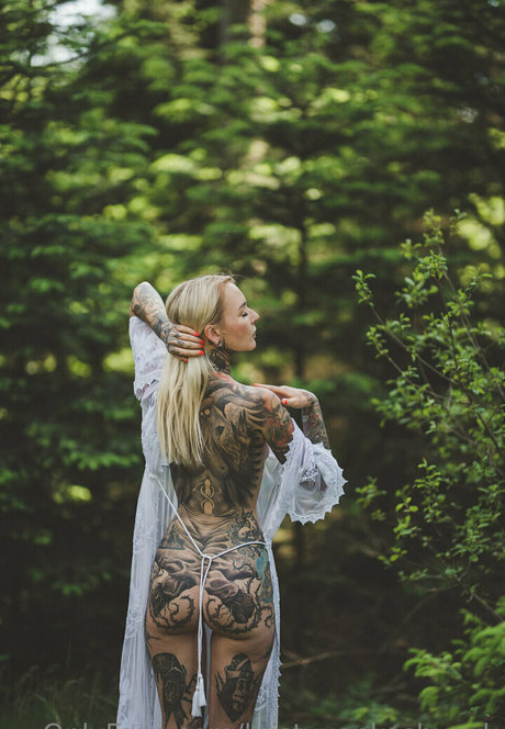 Photo nue de fuite OnlyFans de Kristy Von Kashyyyk
