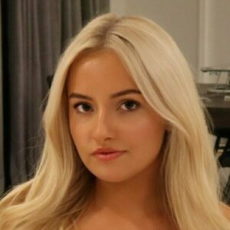 Photo nue de fuite OnlyFans de Georgiee Johnston