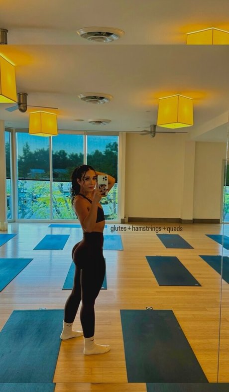 Photo nue de fuite OnlyFans de Alissa Oddo