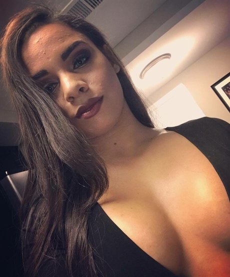Photo nue de fuite OnlyFans de Renee Michelle