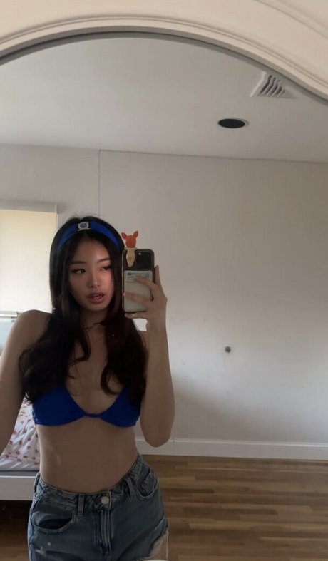 Photo nue de fuite OnlyFans de Lizzieekim