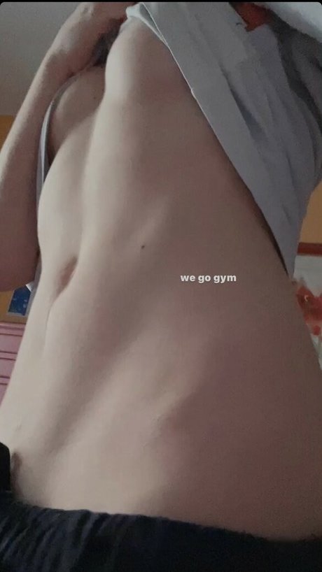 Photo nue de fuite OnlyFans de Momosharkk