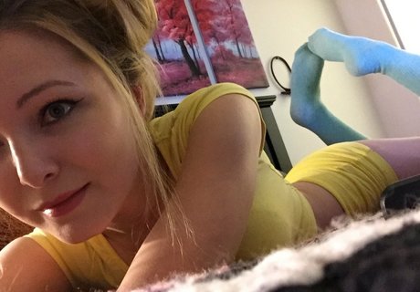 Photo nue de fuite OnlyFans de Cutieblonde18