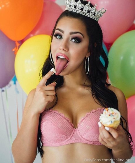 Long Tongue Fetish