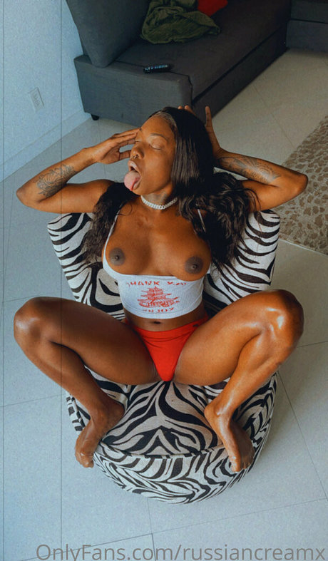 Photo nue de fuite OnlyFans de Russiancreamx