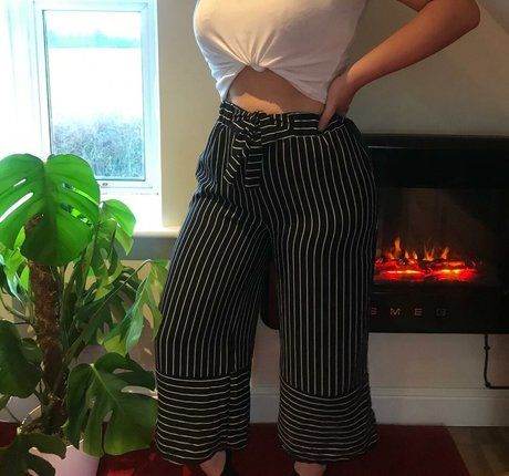 Photo nue de fuite OnlyFans de Elena Sophia Nicolosi