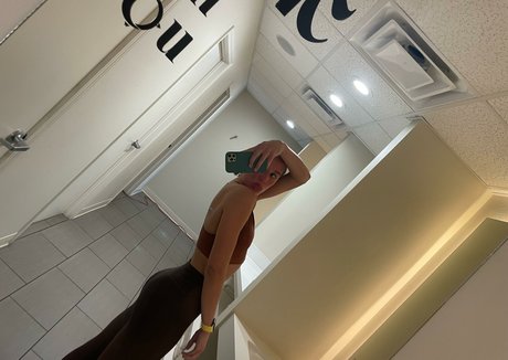 Photo nue de fuite OnlyFans de Gabby