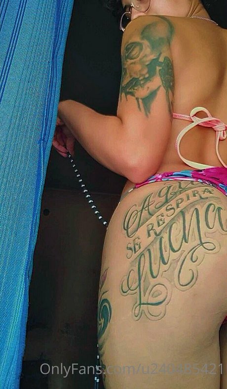 Photo nue de fuite OnlyFans de Thequeenwithcurls