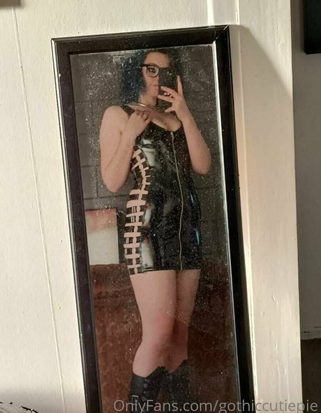 Photo nue de fuite OnlyFans de Gothiccutiepie