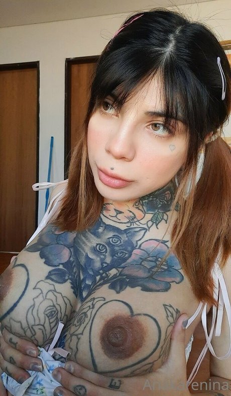 Photo nue de fuite OnlyFans de Anakarenina