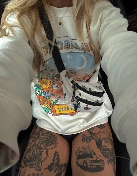 Photo nue de fuite OnlyFans de Ryrenee