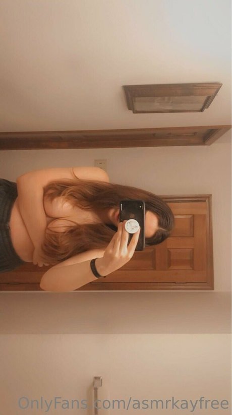 Photo nue de fuite OnlyFans de Asmrkayfree