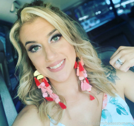 Photo nue de fuite OnlyFans de Badasstxmama