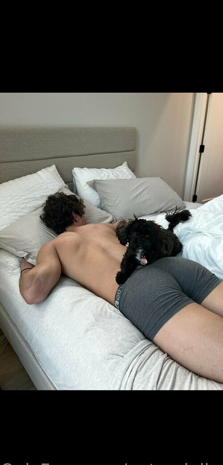 Photo nue de fuite OnlyFans de Petervigilante