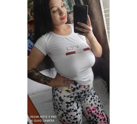 Photo nue de fuite OnlyFans de Ionela Madalina