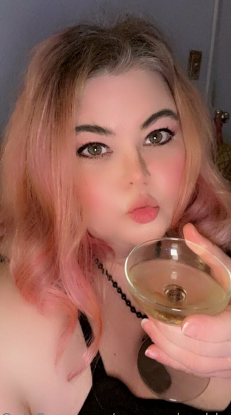 Photo nue de fuite OnlyFans de Curvycolorsbbw