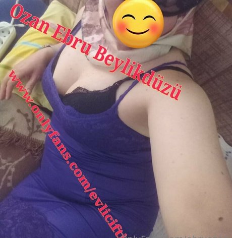Photo nue de fuite OnlyFans de Ebruozan