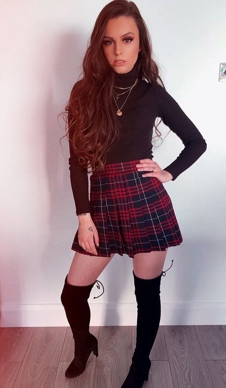 Photo nue de fuite OnlyFans de Cher Lloyd