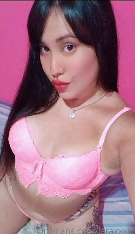 Photo nue de fuite OnlyFans de Laraxxxb
