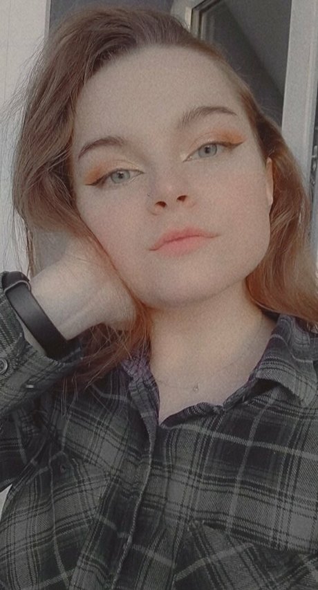 Photo nue de fuite OnlyFans de Nevergonnalie