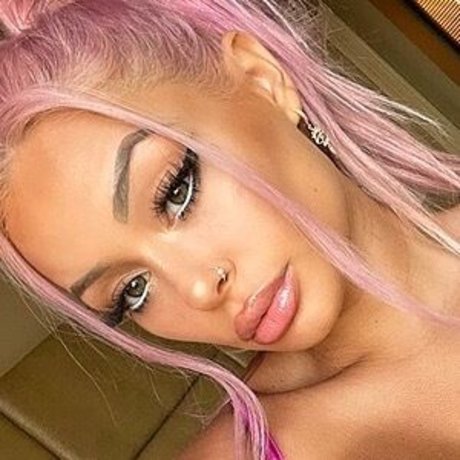 Photo nue de fuite OnlyFans de Barbie305x