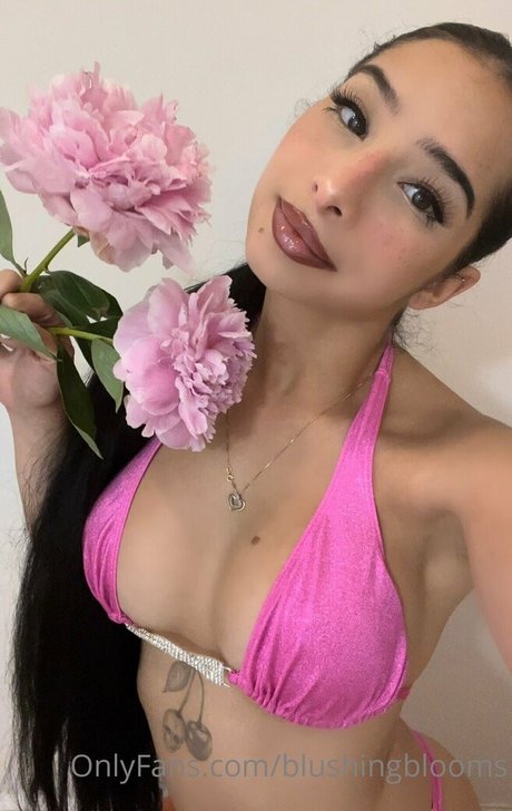 Photo nue de fuite OnlyFans de Blushingblooms