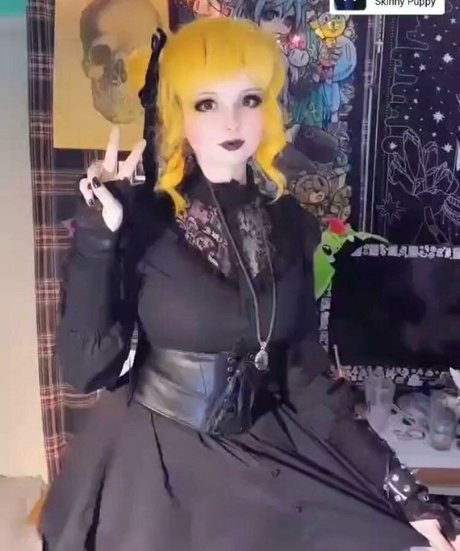 Photo nue de fuite OnlyFans de Dracculala