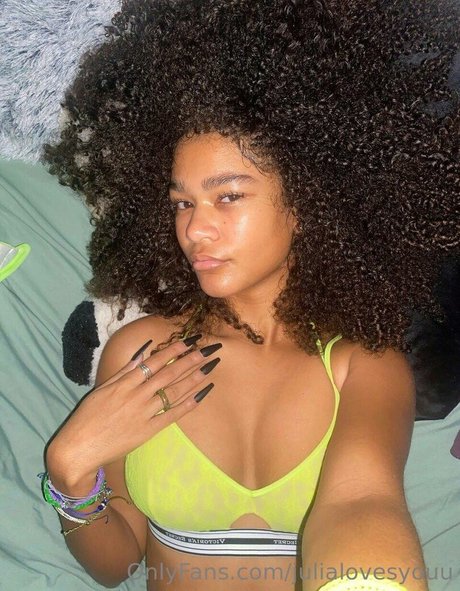 Photo nue de fuite OnlyFans de Juliaalovesyou