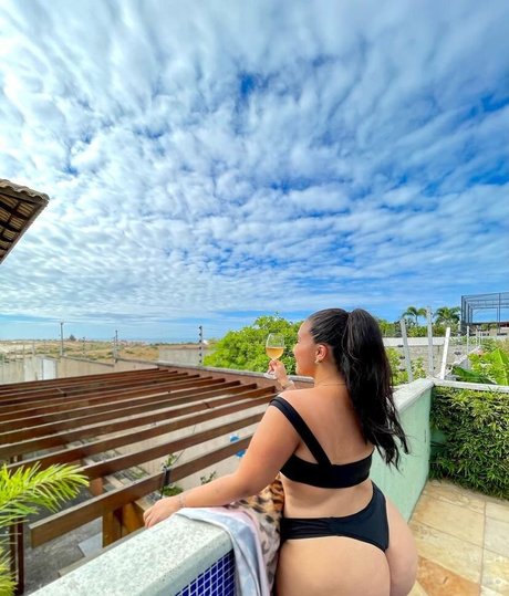 Photo nue de fuite OnlyFans de Curvybrazil