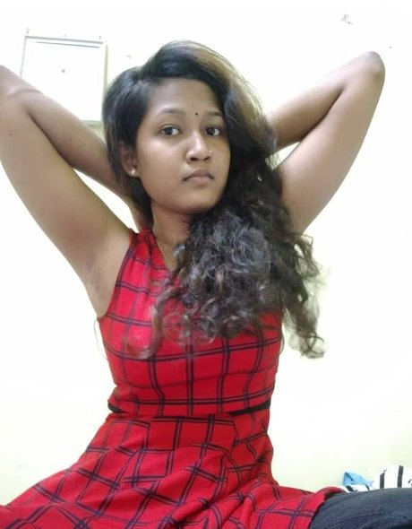 Photo nue de fuite OnlyFans de Indian Exhibition