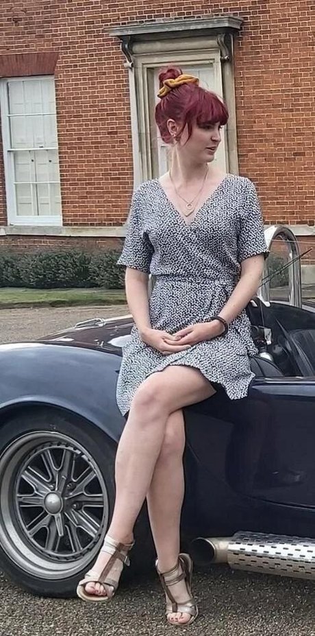 Photo nue de fuite OnlyFans de Izzie Balmer