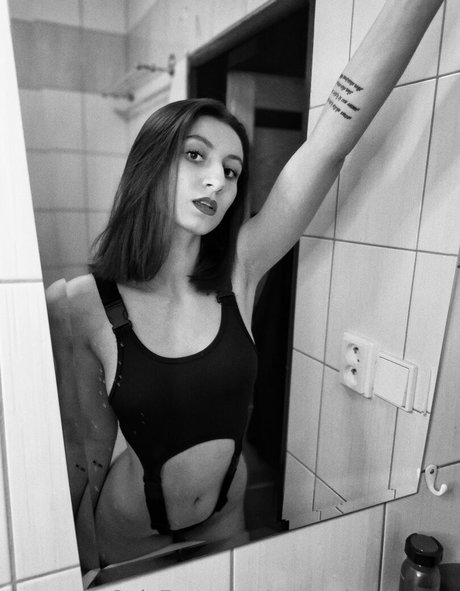 Photo nue de fuite OnlyFans de Amyvalentinexxx