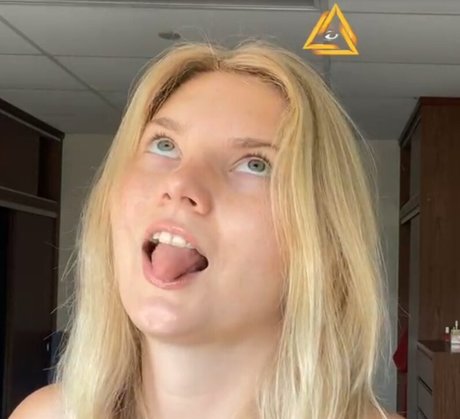 Photo nue de fuite OnlyFans de Vanessaahlstrom