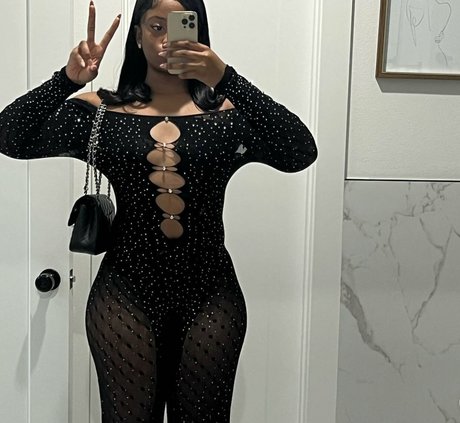Photo nue de fuite OnlyFans de Yazmynswrld